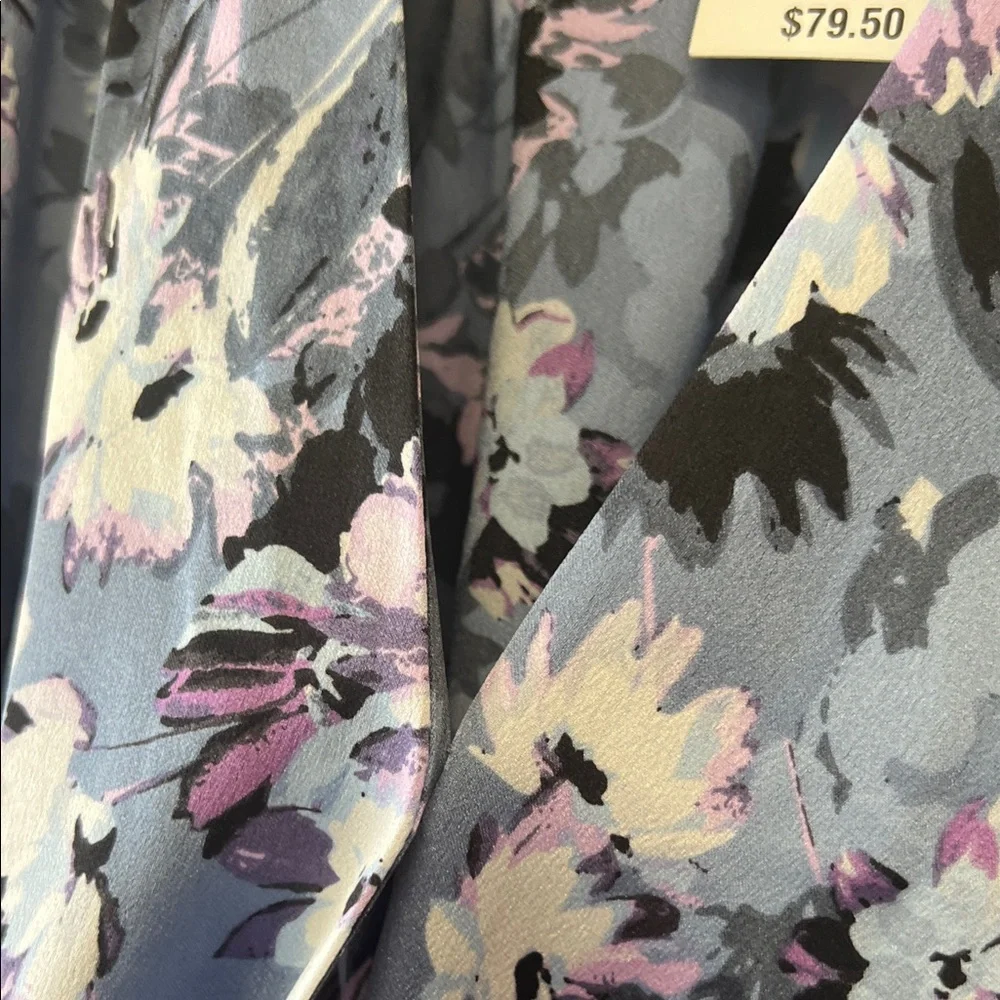 RT: $80 INC International Concepts surplice long sleeve Blouse Blue Floral Sz 1X - Picture 3 of 11